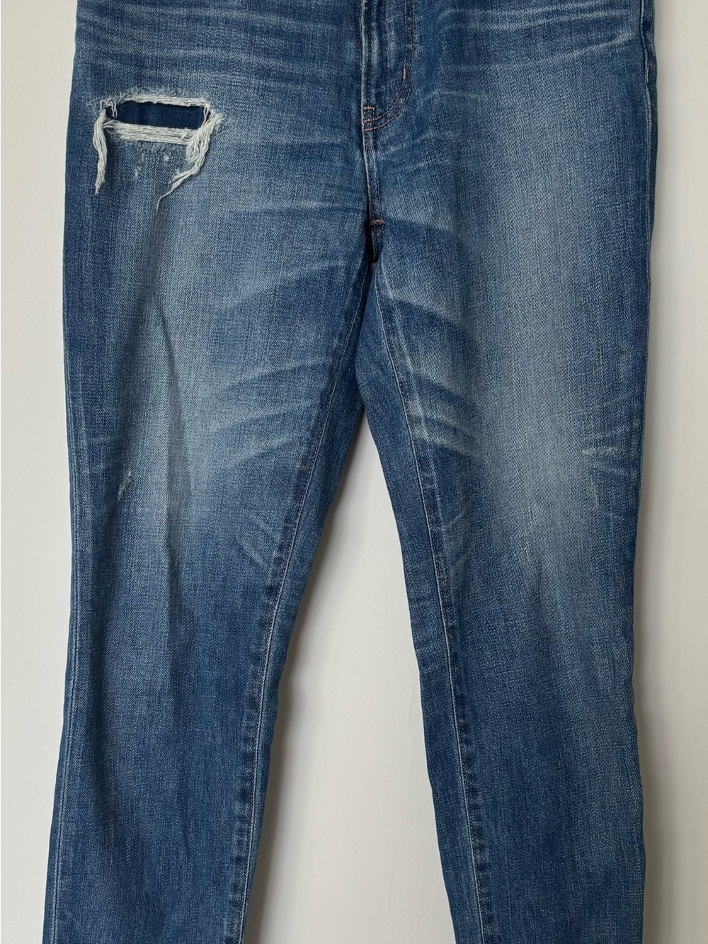 Moussy Blue Denim Jeans with Subtle Fading